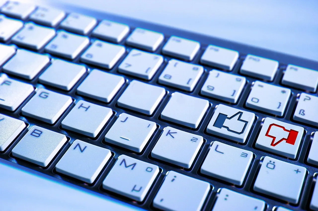 keyboard, computer, facebook, blue, button, no, like, high, down, how, thumb, order, yes, confirm, checked, to permit, affirm, positive, good, hardware, keys, letters, input, pc, keyboard, like, like, like, like, like, how, order, order, yes, yes, yes