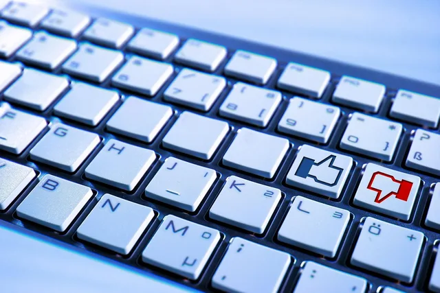keyboard, computer, facebook, blue, button, no, like, high, down, how, thumb, order, yes, confirm, checked, to permit, affirm, positive, good, hardware, keys, letters, input, pc, keyboard, like, like, like, like, like, how, order, order, yes, yes, yes. Passing order details to support agents